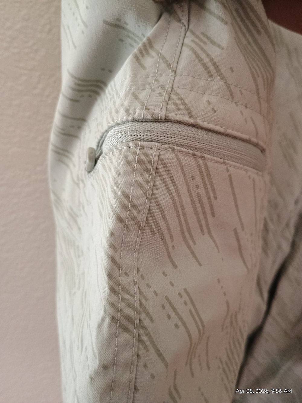 Eddie Bauer Light Gray Striped Active Shorts - Picture 3 of 4